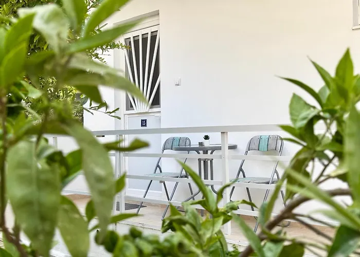 El Greco In Town, Walking Distance To The - No 15 İstanköy